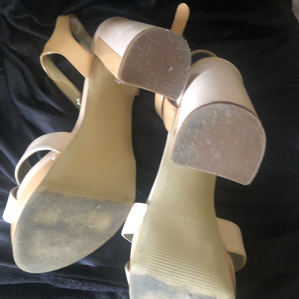 Sandals - Picture 3 of 3